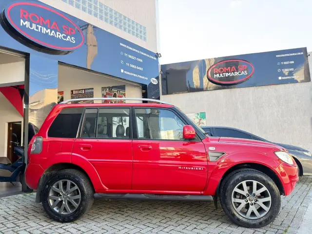 Carro Mitsubishi Pajero TR4 2014 2.0 16V 4x2 (Flex)