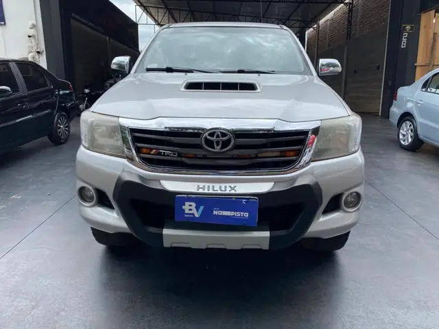 Carro Toyota Hilux Cabine Dupla 2013 Hilux 3.0 TDI 4x4 CD SRV (Aut)