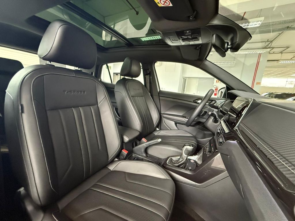 T-Cross 1.4 TSI Highline (Aut) (Flex)19