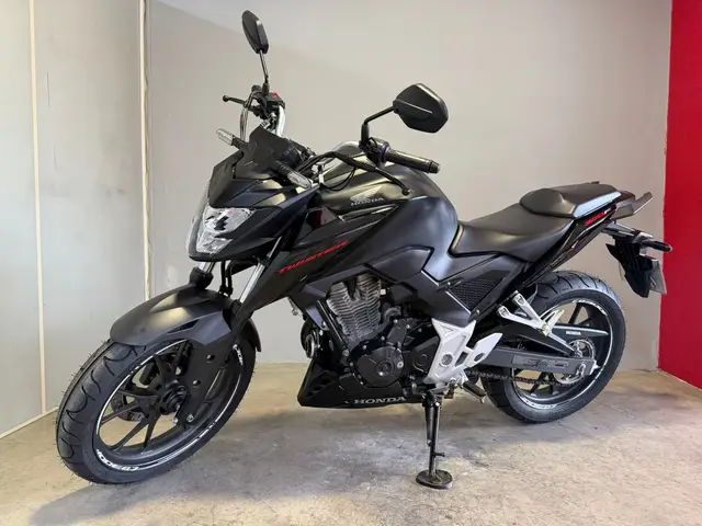 Moto Honda CB 300F Twister 2023 (CBS)