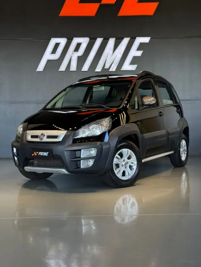 Carro Fiat Idea 2013 Adventure 1.8 16V E.TorQ (Flex)