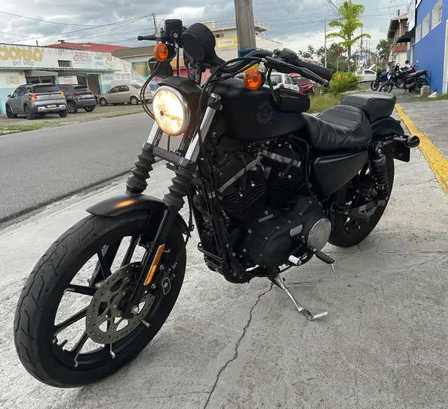 Moto Harley-Davidson Xl 883 2020 N IRON