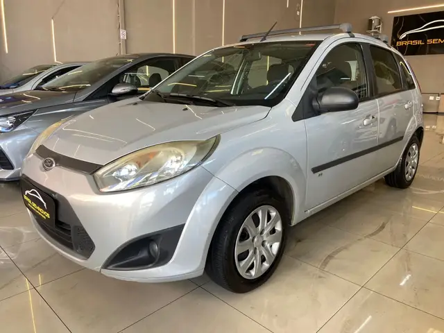 Carro Ford Fiesta Hatch 2014 SE 1.0 RoCam (Flex)