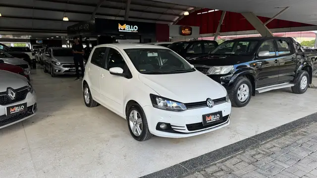 Carro Volkswagen Fox 2016 1.6 MSI Comfortline (Flex)