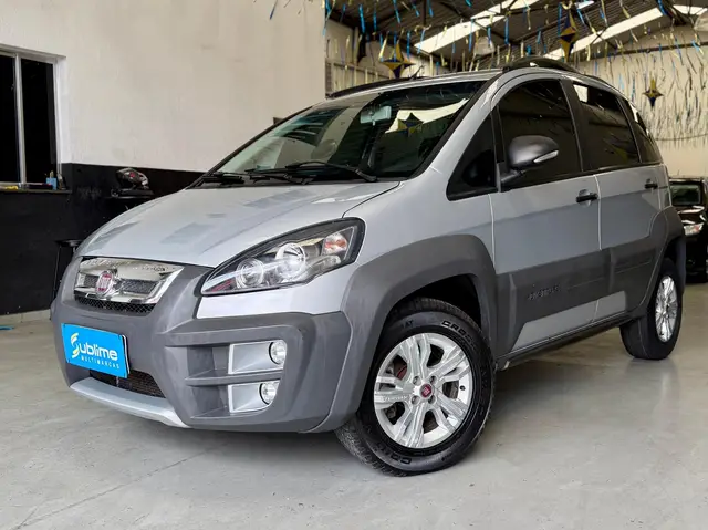 Carro Fiat Idea 2014 Adventure 1.8 16V E.TorQ (Flex)