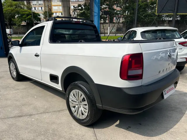 Carro Volkswagen Saveiro 2023 Robust 1.6 CS MPI