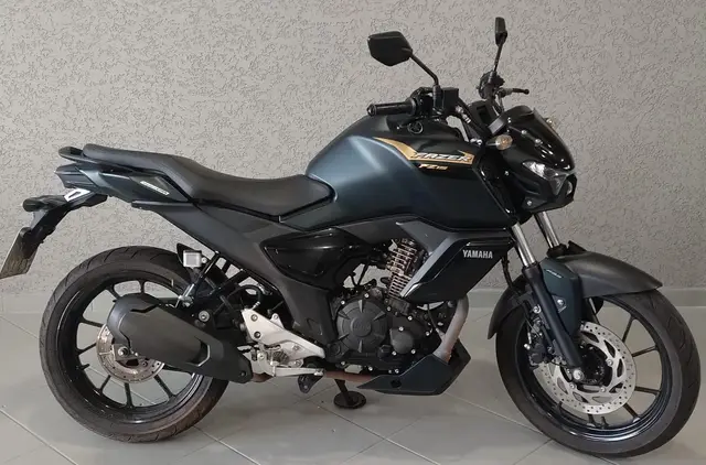 Moto Yamaha Fazer FZ15 2025 Connected