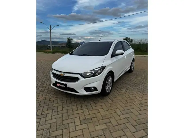 Carro Chevrolet Onix 2017 1.4 Activ SPE/4 (Aut)