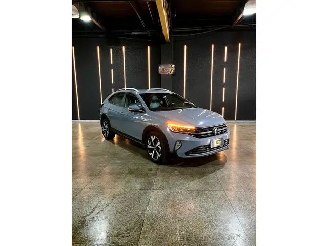 Carro Volkswagen Nivus 2023 Highline 200 TSI