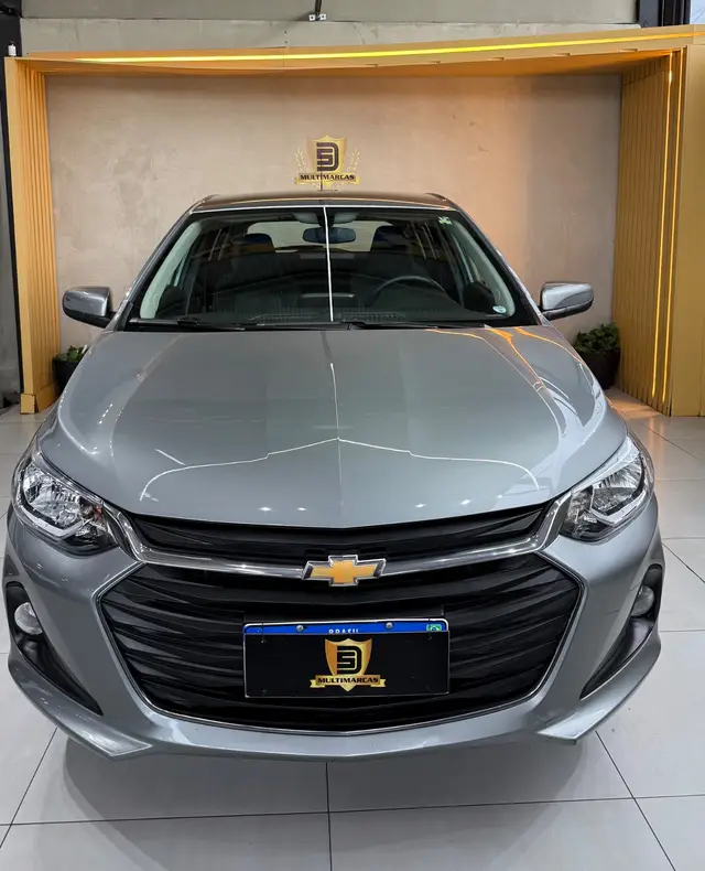 Carro Chevrolet Onix 2024 LT 1.0