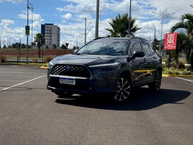 Carro Toyota Corolla Cross 2024 XRX Hybrid 1.8