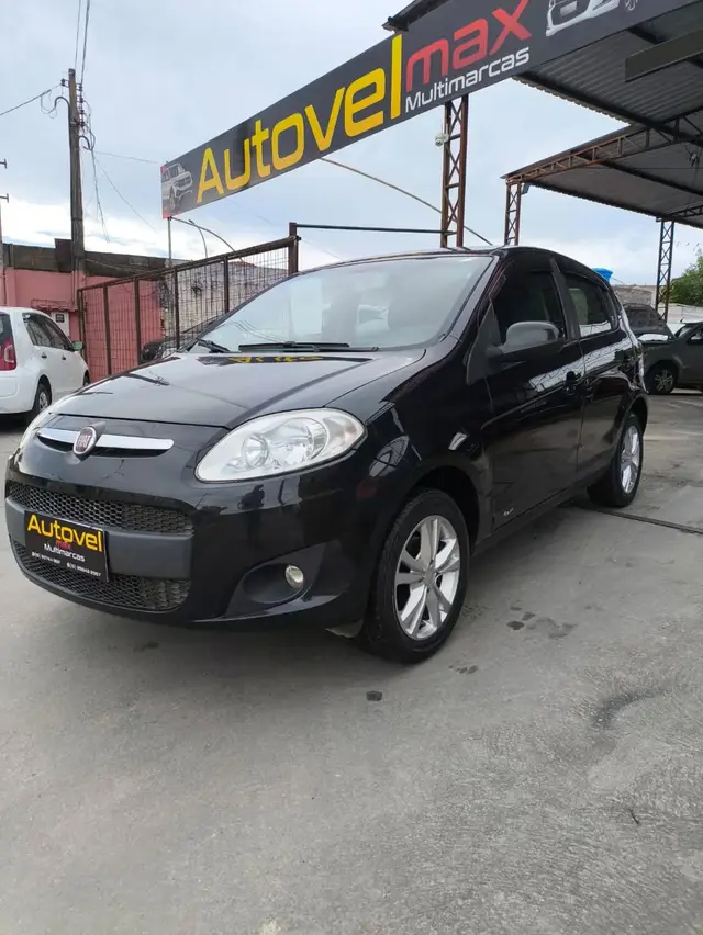 Carro Fiat Palio 2013 Attractive 1.0 Evo (Flex)