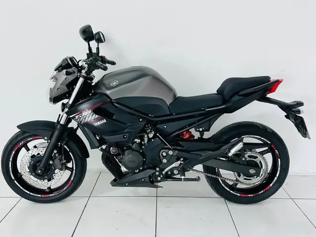 Moto Yamaha XJ6 N 2018 XJ6 N 600 (ABS)