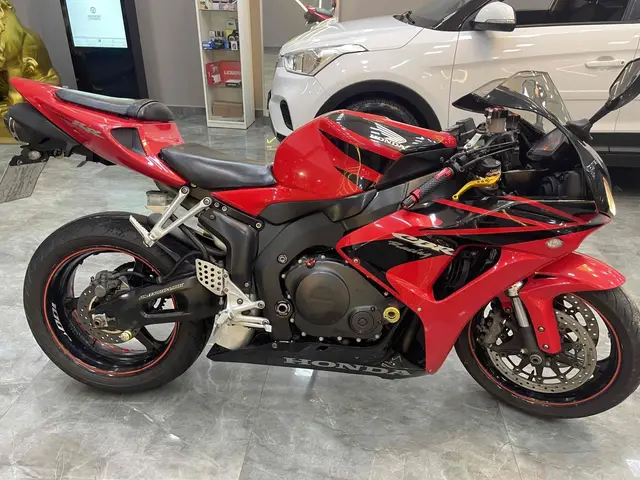 Moto Honda CBR 1000RR 2007 Fireblade (Standard)