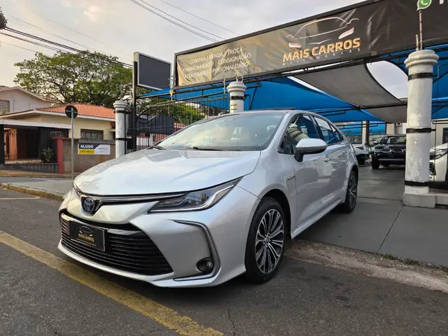 Carro Toyota Corolla 2023 Altis Hybrid Premium 1.8 Flex