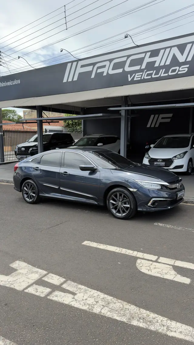 Carro Honda Civic 2021 EXL 2.0 i-VTEC CVT