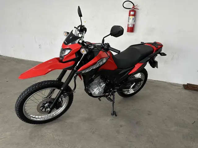 Moto Honda NXR 160 2025 Bros CBS