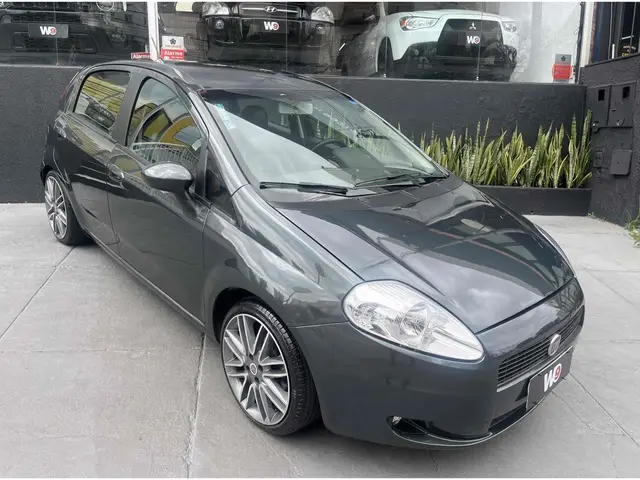 Carro Fiat Punto 2011 Attractive 1.4 (Flex)