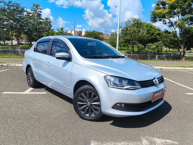 Carro Volkswagen Voyage 2015 1.6 VHT Comfortline