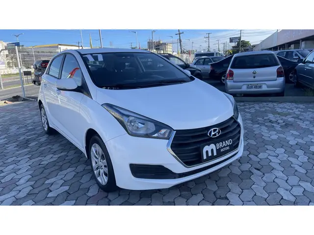 Carro Hyundai HB20 2017 1.6 Comfort Plus (Flex)