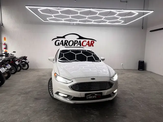 Carro Ford Fusion 2017 2.0 EcoBoost Titanium AWD (Aut)