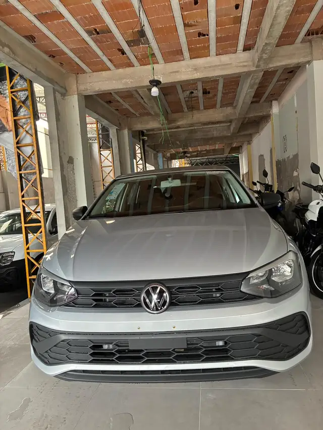 Carro Volkswagen Polo 2025 Track 1.0 Flex 12V 5p