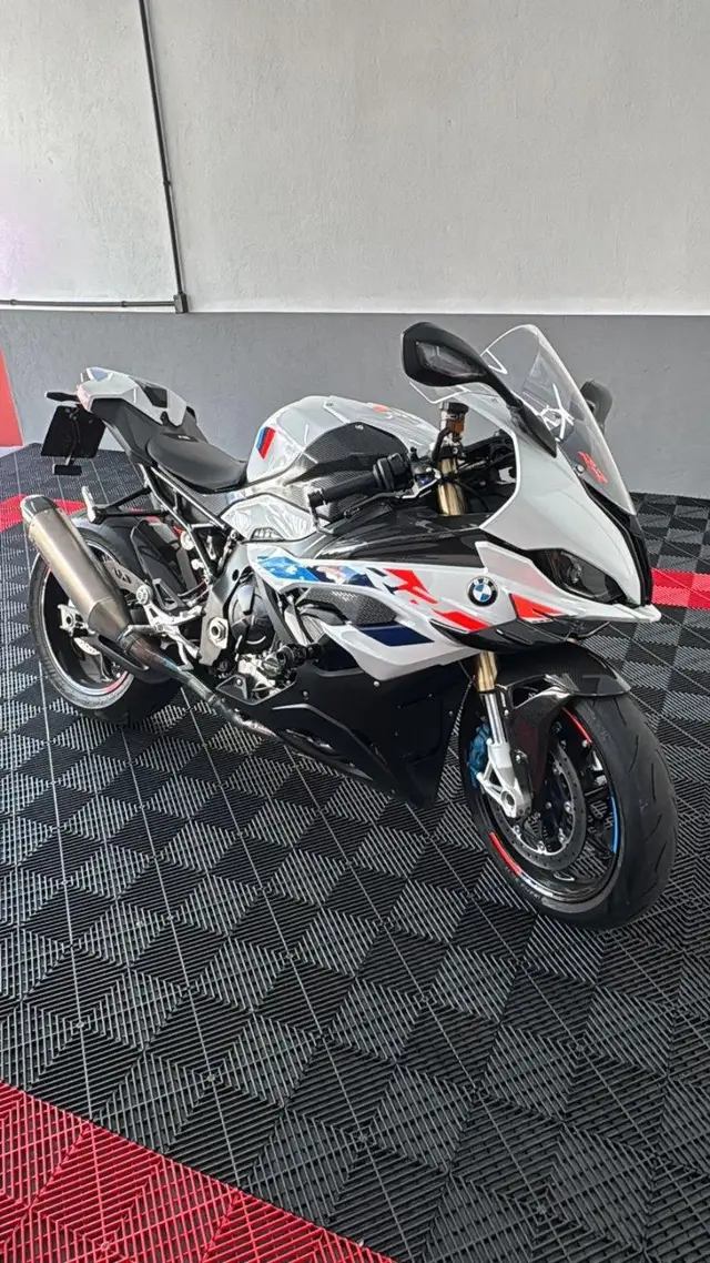 Moto BMW S 1000 RR 2024 M Carbon