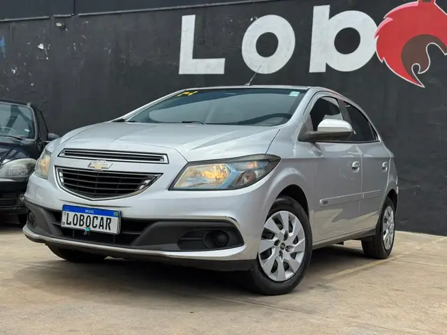 Carro Chevrolet Onix 2014 1.4 LT SPE/4