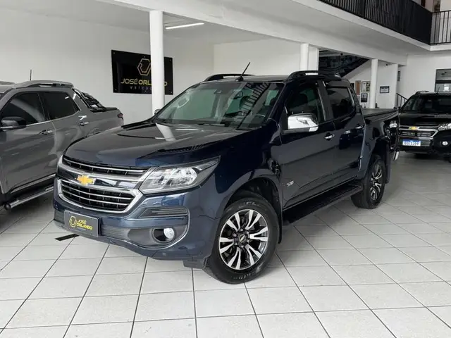 Carro Chevrolet S10 Cabine Dupla 2017 S10 2.5 ECOTEC SIDI LTZ 4WD (Cabine Dupla)