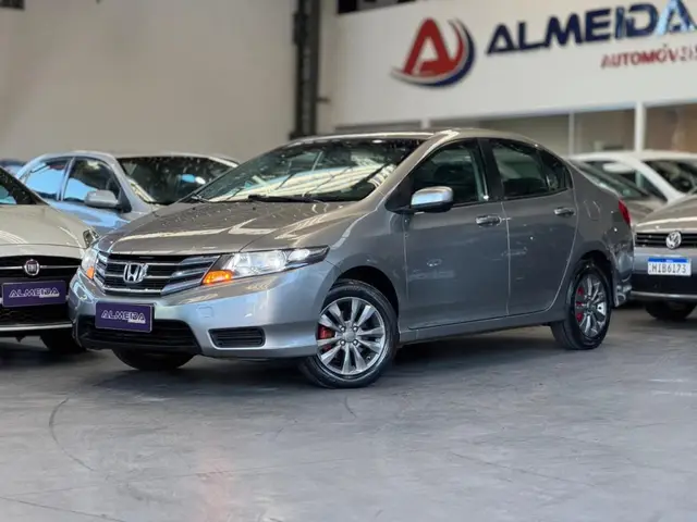 Carro Honda City 2013 LX 1.5 16V (flex)