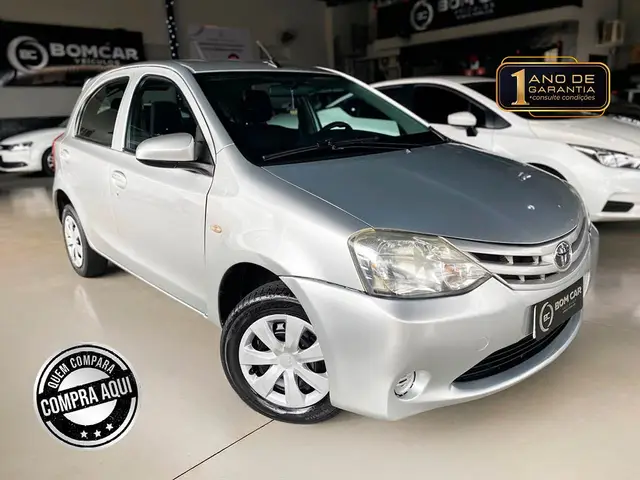 Carro Toyota Etios 2017 X 1.3 (Flex)