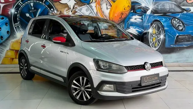 Carro Volkswagen Fox 2016 1.6 16v MSI Pepper (Flex)
