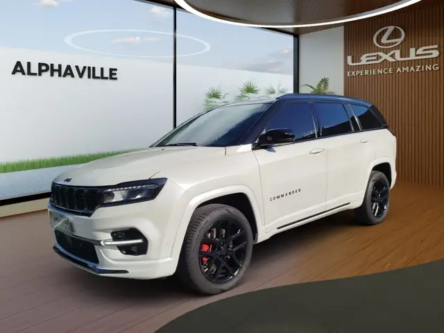 Carro Jeep Commander 2025 Blackhawk 2.0 Hurricane