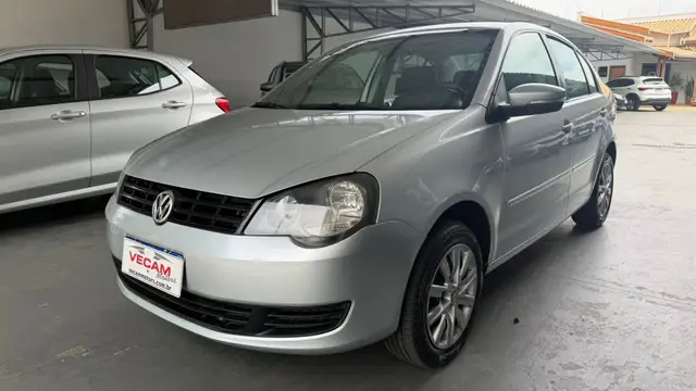 Carro Volkswagen Polo Sedan 2012 1.6 8V (Flex)