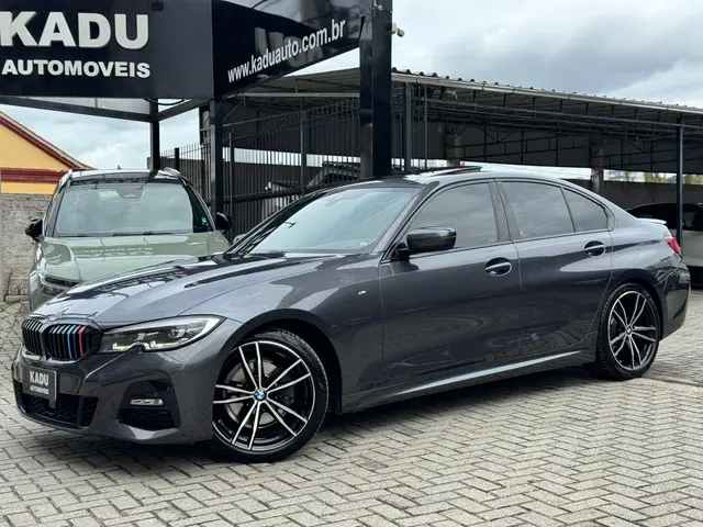 Carro BMW 320i 2021 M Sport 2.0 Turbo