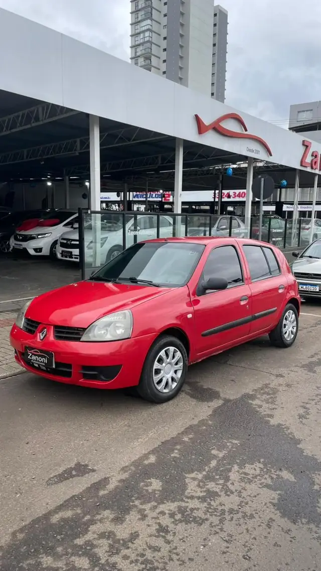 Carro Renault Clio 2011 Hi-Flex 1.0 16V 3p