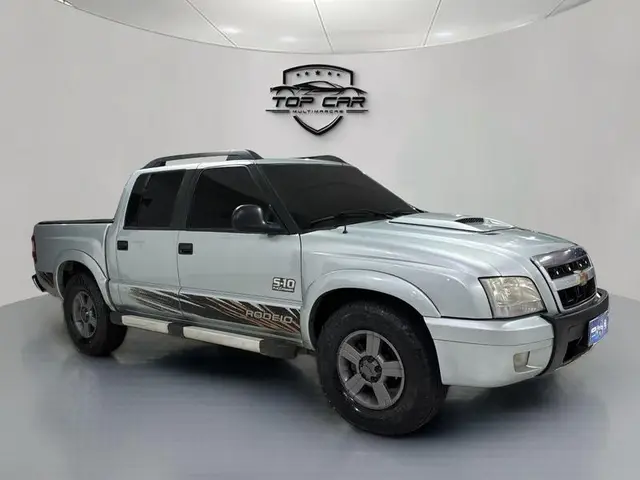 Carro Chevrolet S10 Cabine Dupla 2011 S10 Rodeio 2.4 Flexpower 4X2 (Cab Dupla)