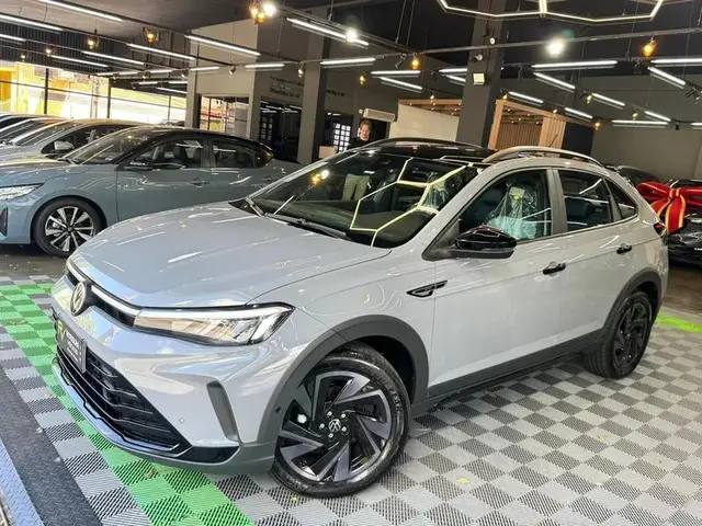 Carro Volkswagen Nivus 2026 Highline 200 TSI