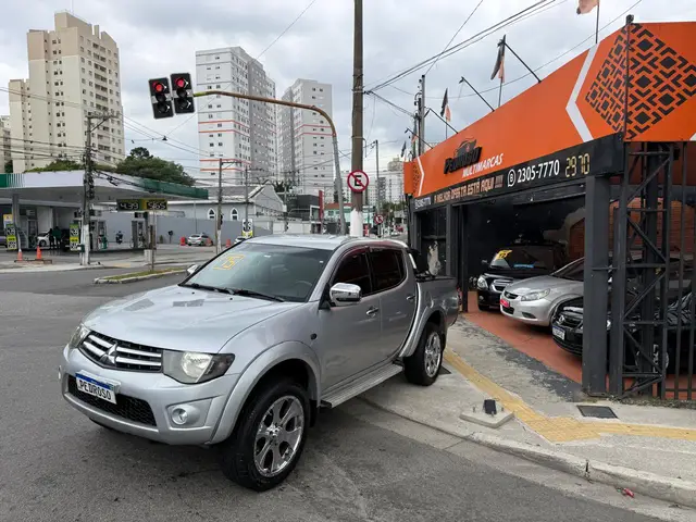 Carro Mitsubishi L200 Triton Sport 2015 2.4 HLS (Flex)