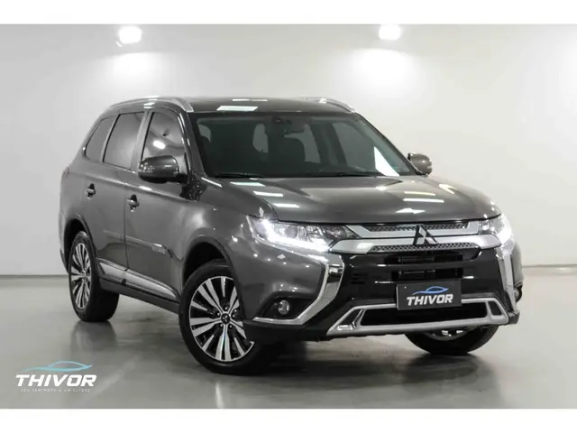 Carro Mitsubishi Outlander 2019 2.0 HPE 7L CVT