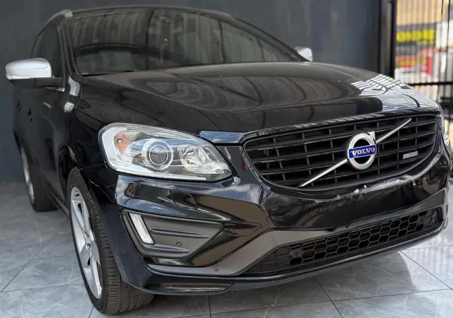 Carro Volvo XC60 2015 2.0 T5 Drive-E R-Design