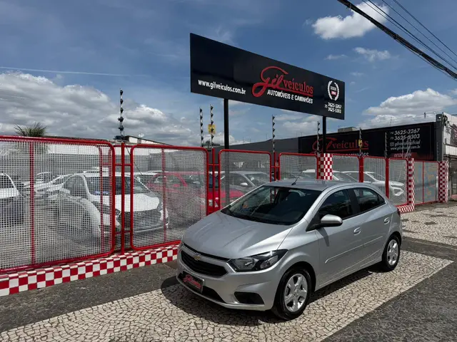 Carro Chevrolet Onix 2019 1.4 LT SPE/4 (Aut)