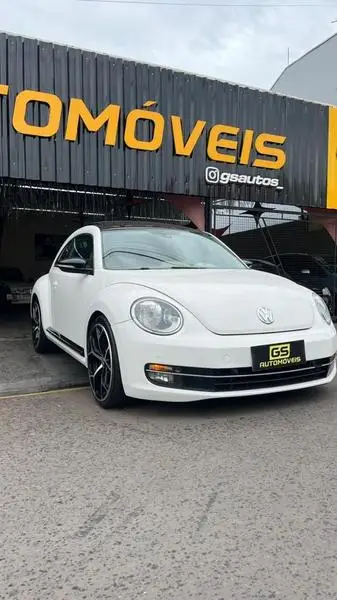 Carro Volkswagen Fusca 2013 2.0 R-Line TSI 16V Aut.