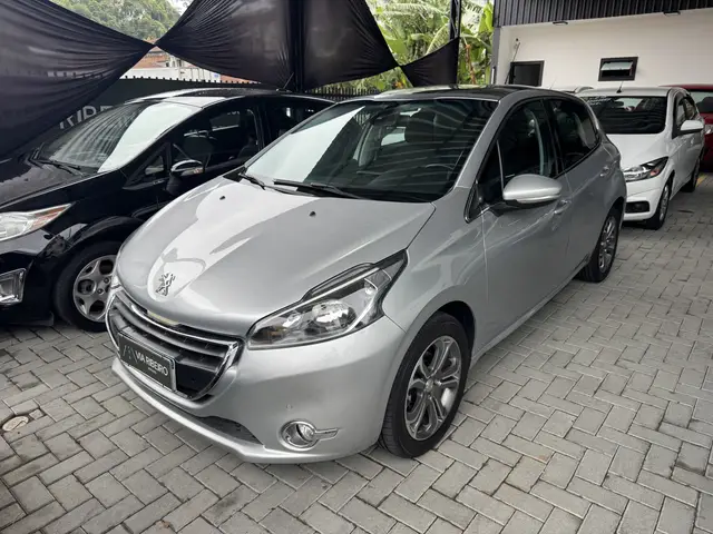 Carro Peugeot 208 2016 Griffe 1.6 16V (Flex) (Aut)