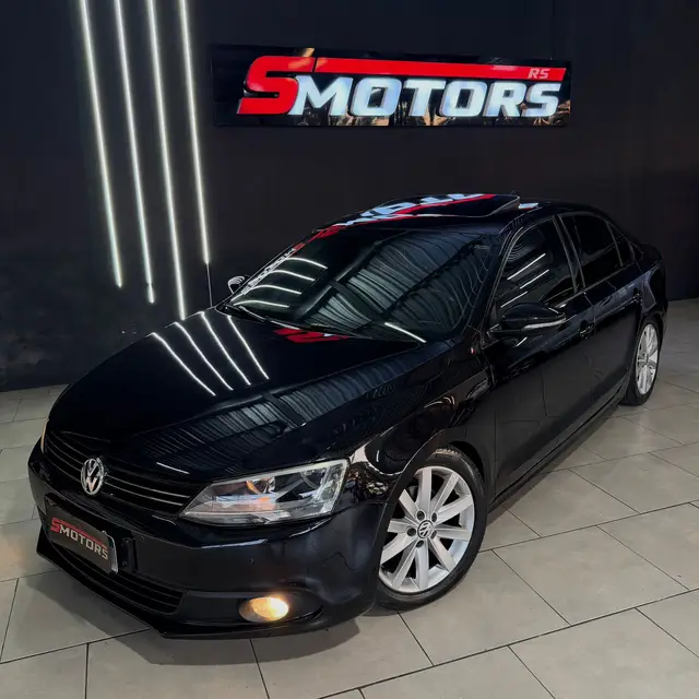 Carro Volkswagen Jetta 2014 2.0 Comfortline Tiptronic (Flex)