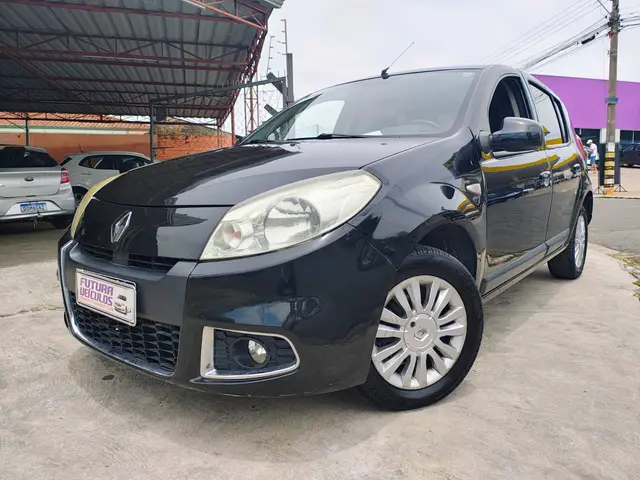 Carro Renault Sandero 2013 Privilege 1.6 16V (Flex)(aut)