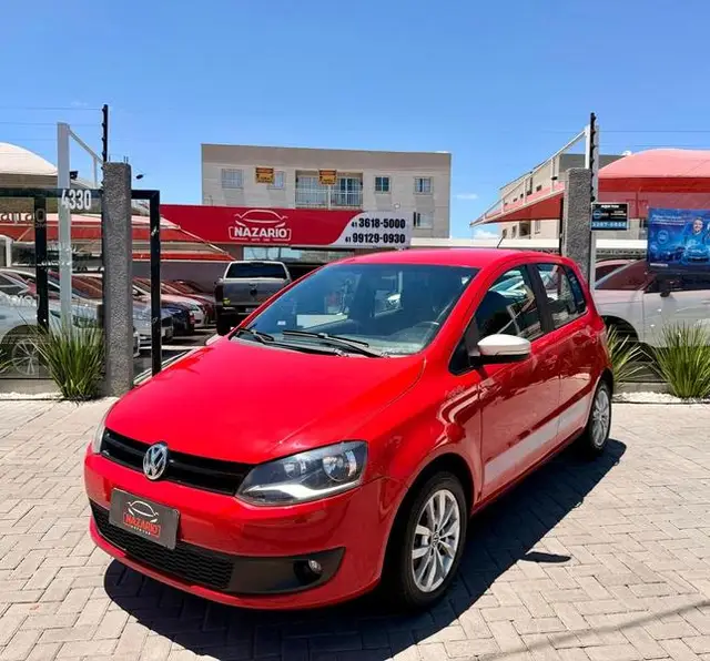 Carro Volkswagen Fox 2014 1.6 VHT Rock in Rio (Flex)