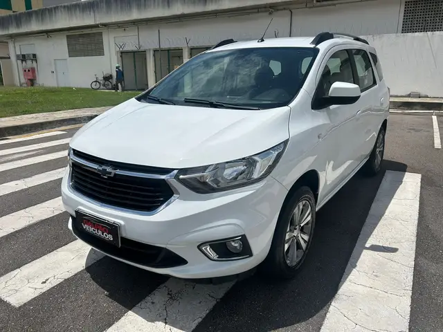 Carro Chevrolet Spin 2023 Premier 1.8 (Aut.)