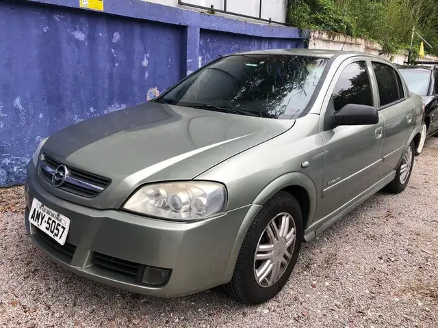 Carro Chevrolet Astra Hatch 2006 Advantage 2.0 (Flex)