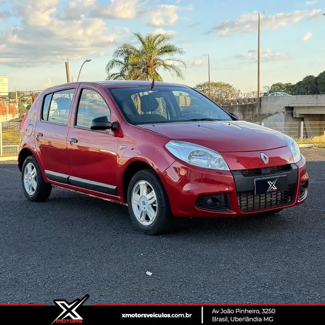 Carro Renault Sandero 2011 Privilège 1.6 8V Hi-Torque (flex)